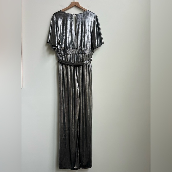 Refinery29 x ELOQUII disco hipster Party Silver Metallic V-Neck Jumpsuit R29 14 - Picture 13 of 16